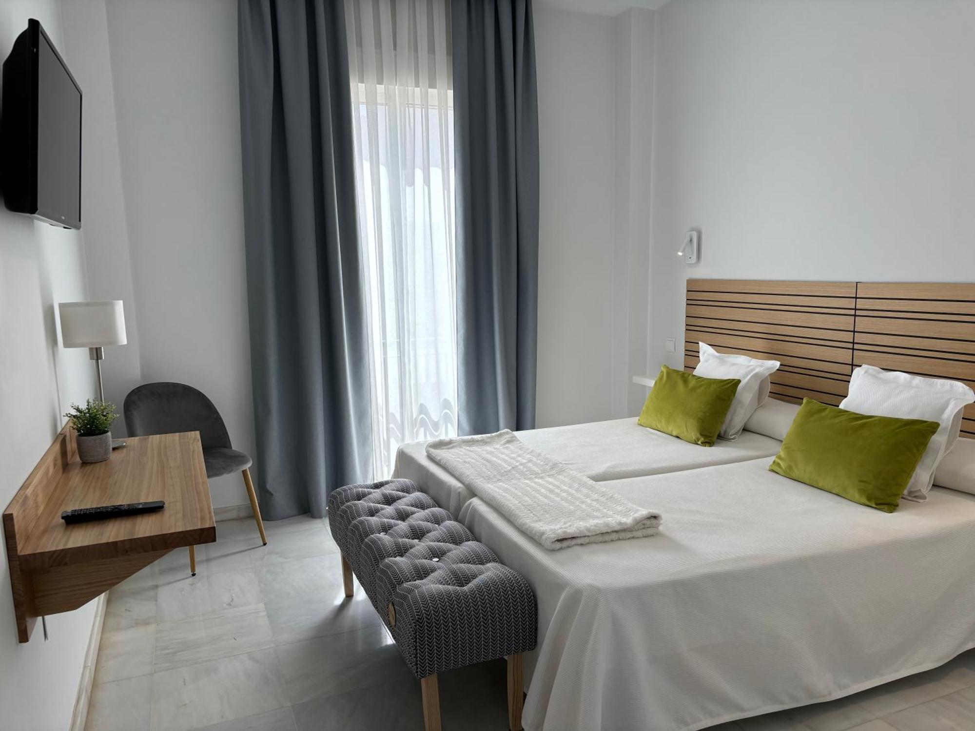 Aznalcázar Hotel Lince מראה חיצוני תמונה